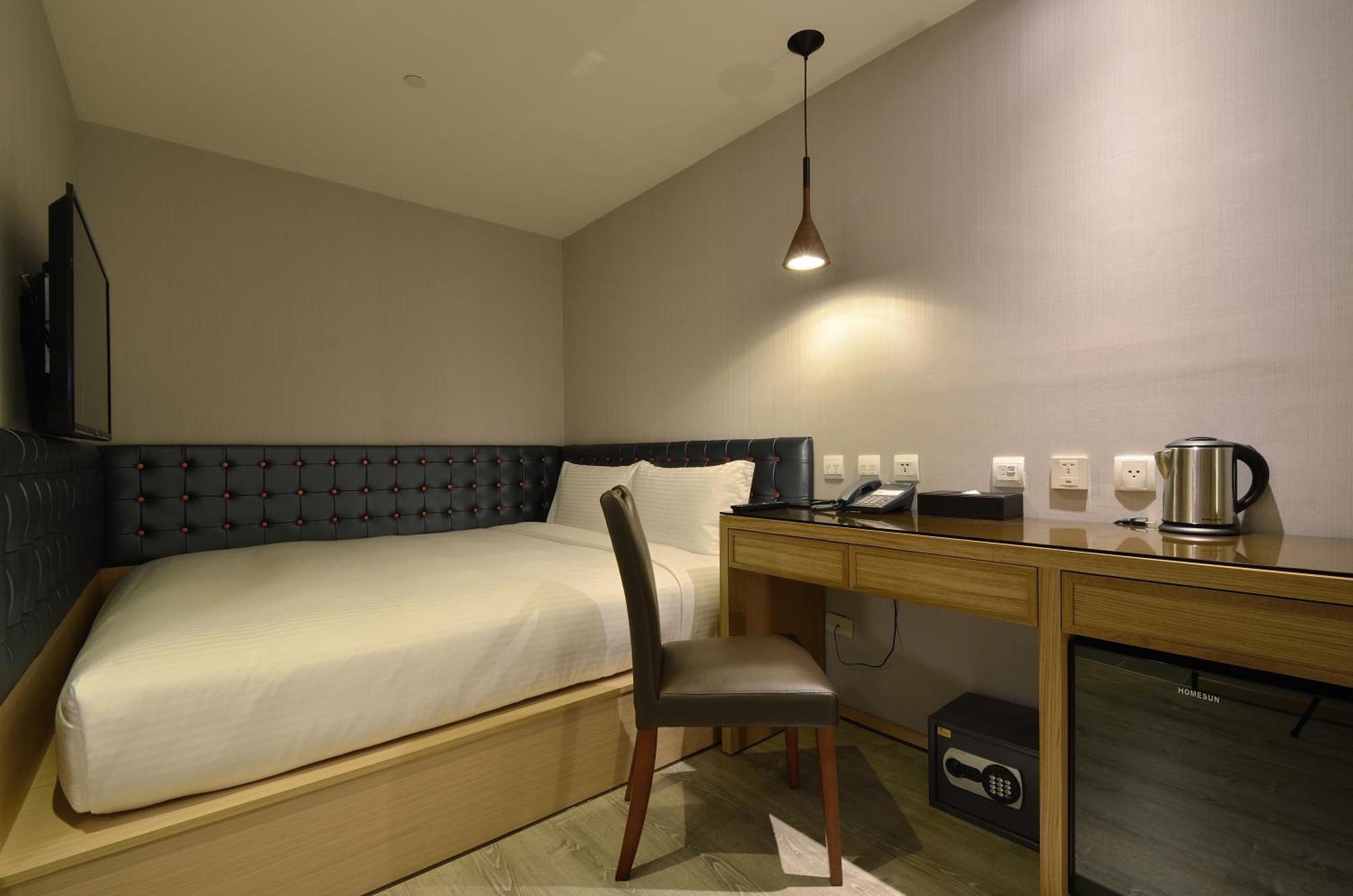 Stay Hotel - Taichung Yizhong Kültér fotó