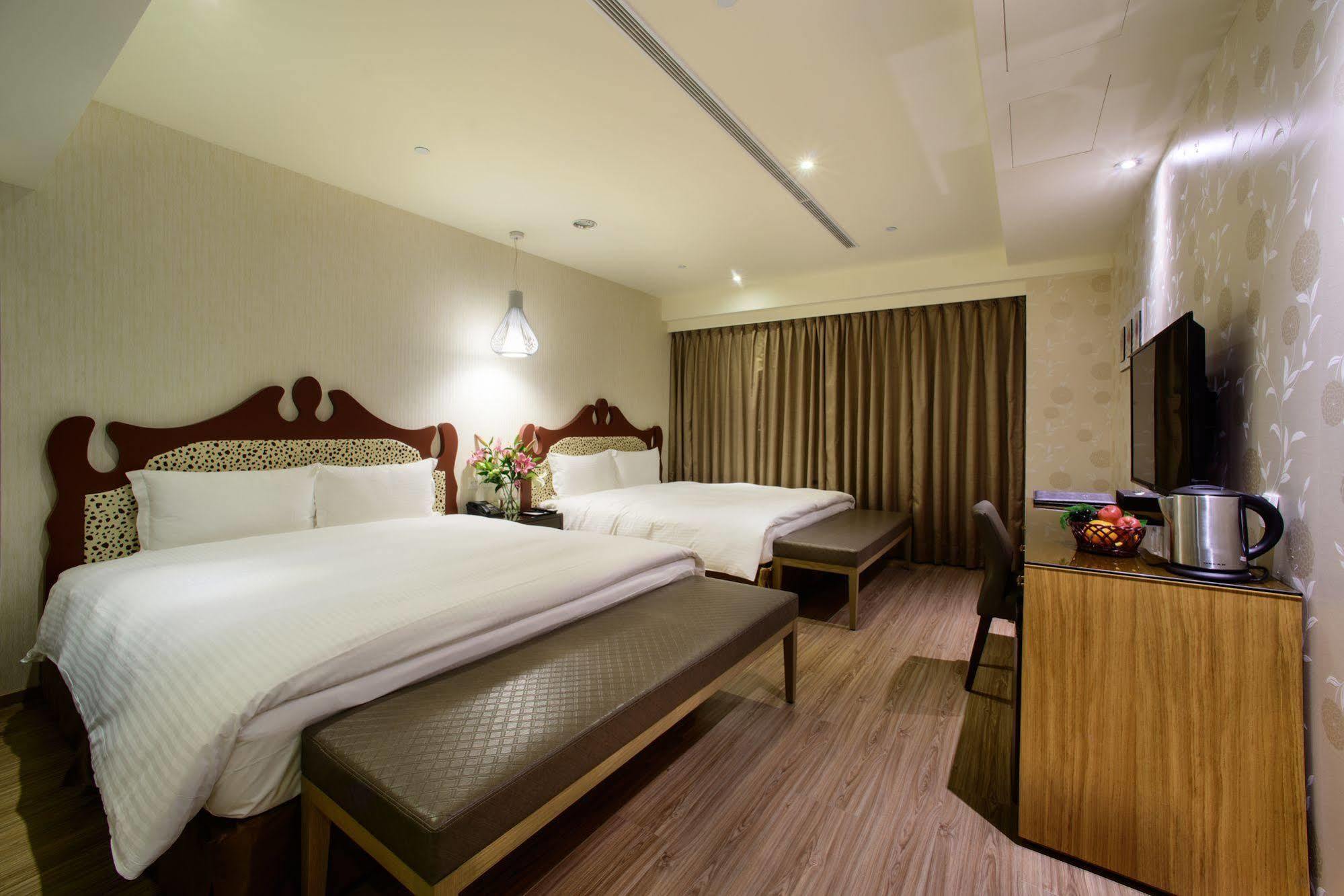 Stay Hotel - Taichung Yizhong Kültér fotó