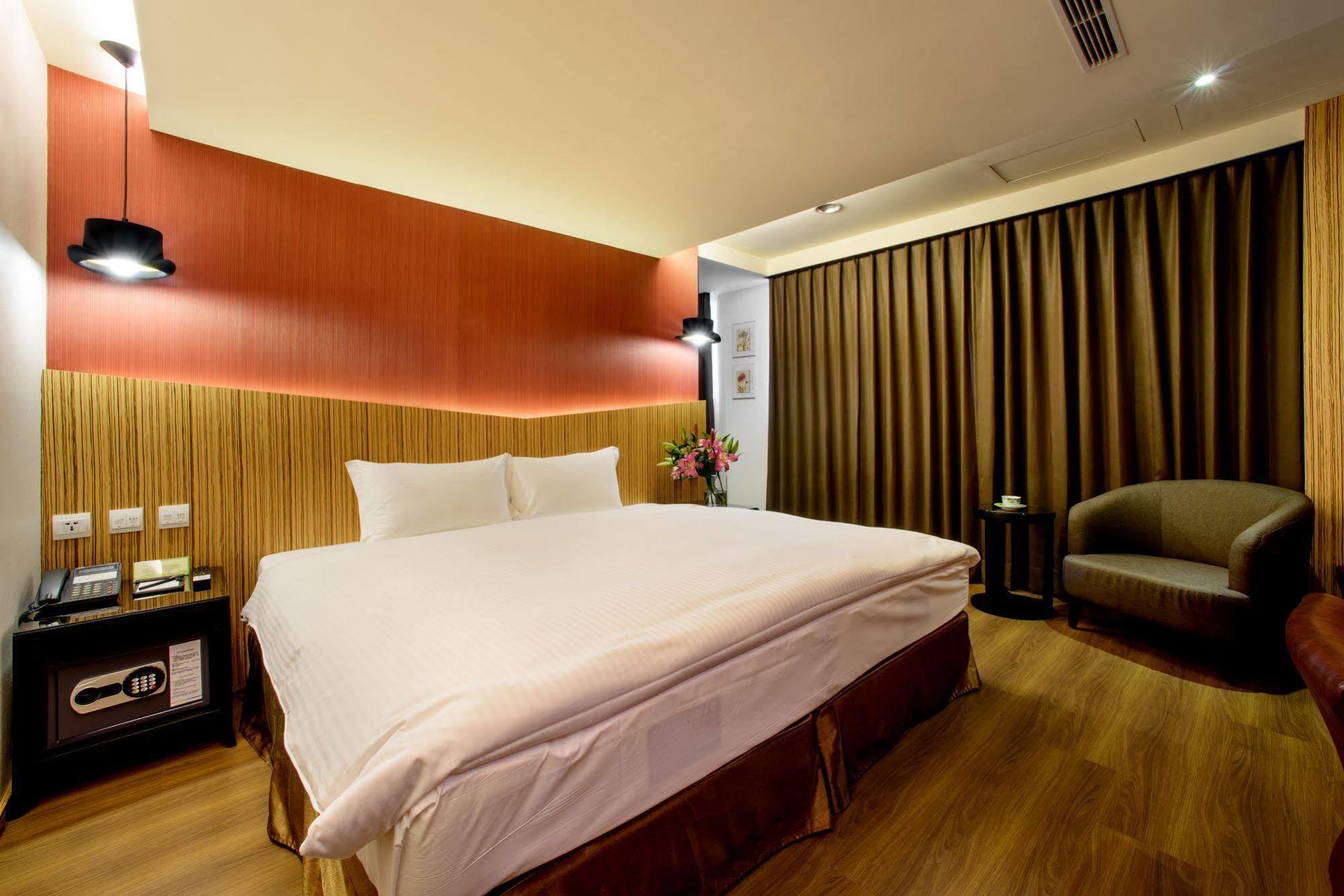 Stay Hotel - Taichung Yizhong Kültér fotó